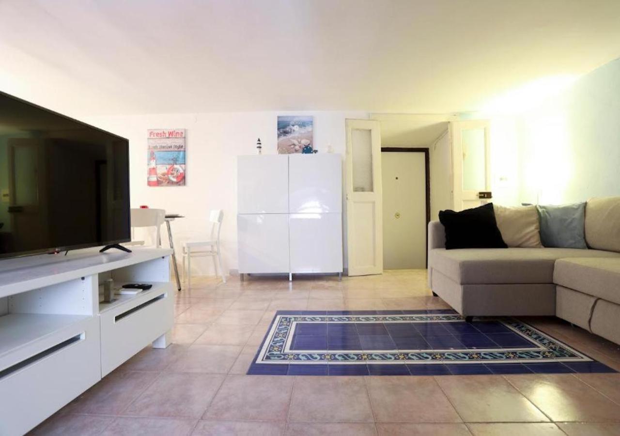 La Tata Home Salernes Extérieur photo